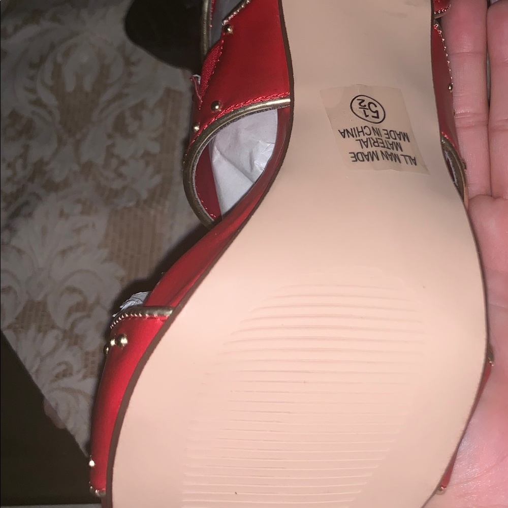 High heels - Picture 5 of 5